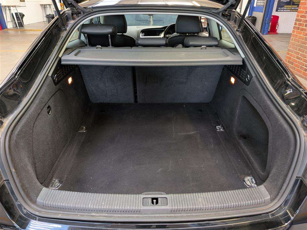 <p>2015 AUDI A5 SE TDI ULTRA</p>