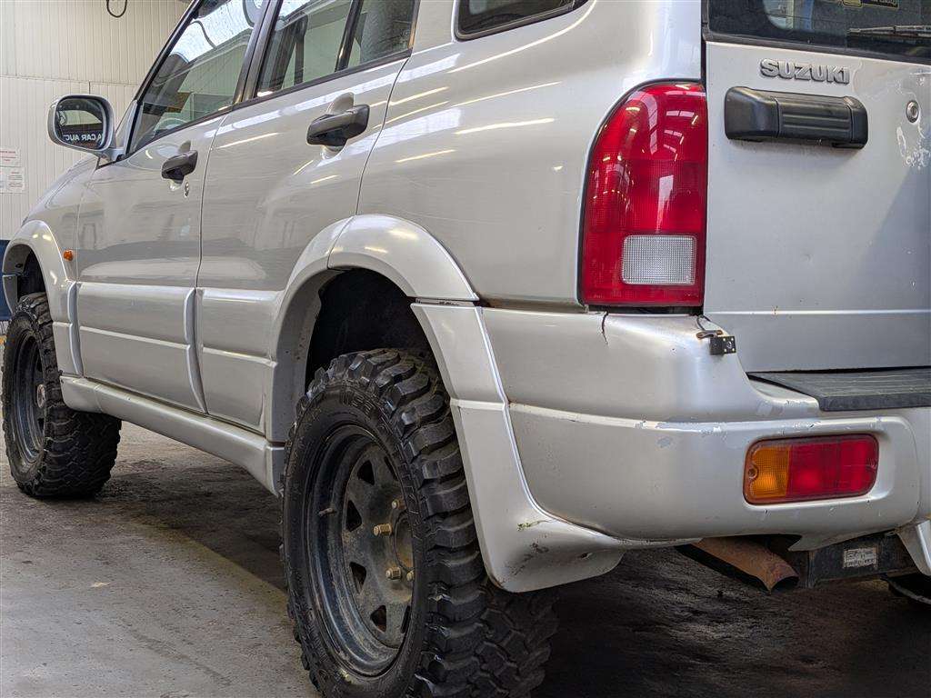 <p>2001 SUZUKI GRAND VITARA 16V AUTO</p>