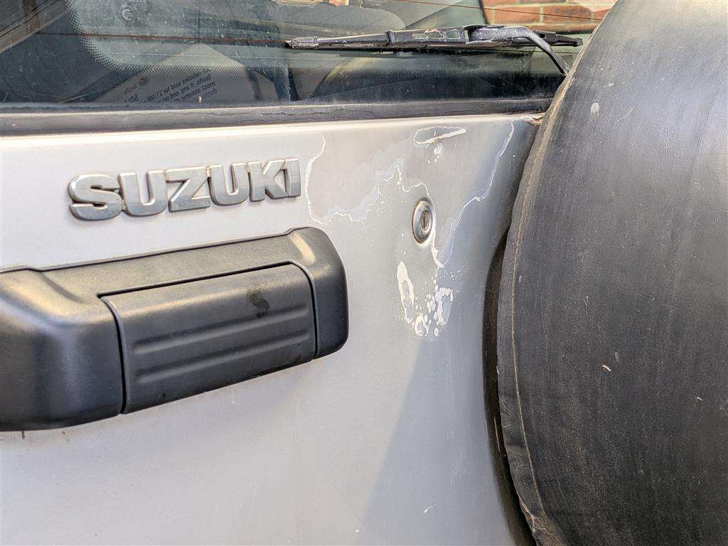 <p>2001 SUZUKI GRAND VITARA 16V AUTO</p>