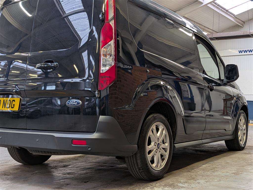 <p>2019 FORD TRANSIT CONNECT 200 LTD T</p>