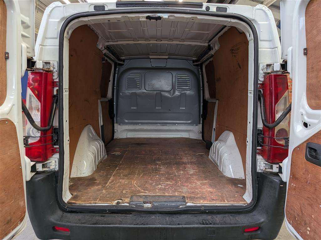 <p>2015 TOYOTA PROACE 1200 L2H1 HDI</p>