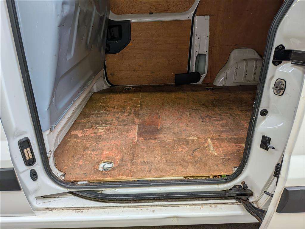 <p>2015 TOYOTA PROACE 1200 L2H1 HDI</p>