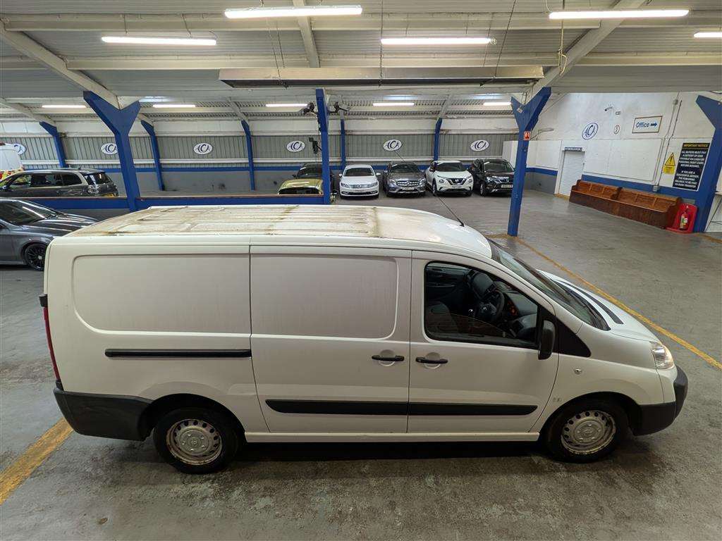 <p>2015 TOYOTA PROACE 1200 L2H1 HDI</p>
