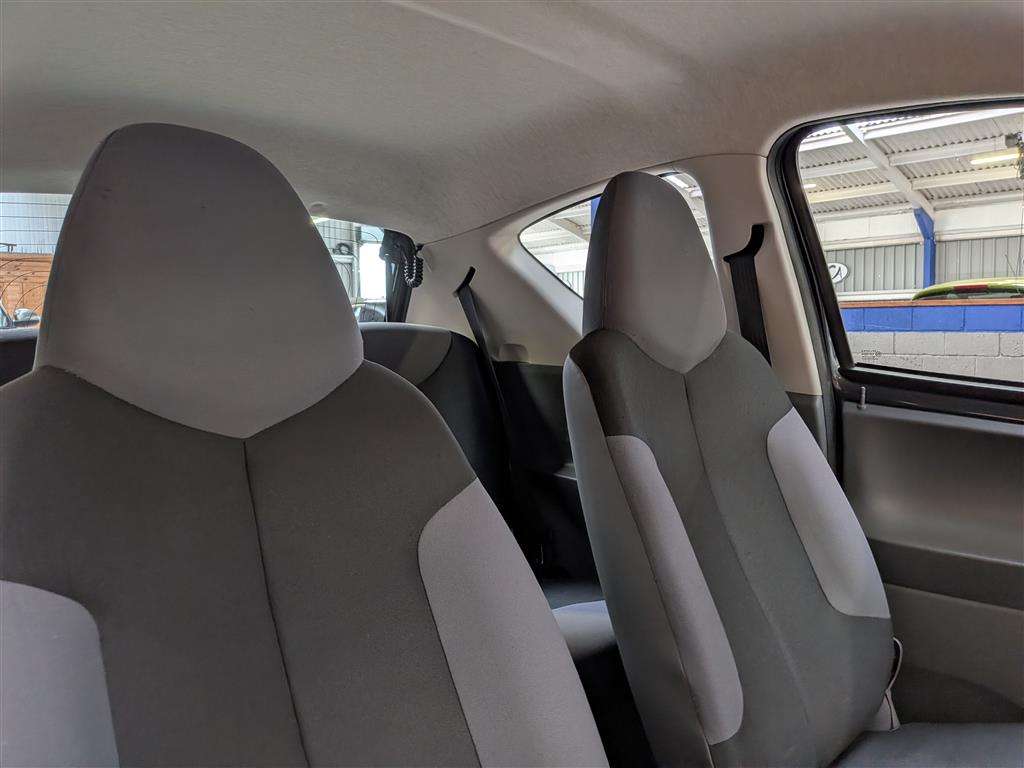 <p>2012 CITROEN C1 VT</p>