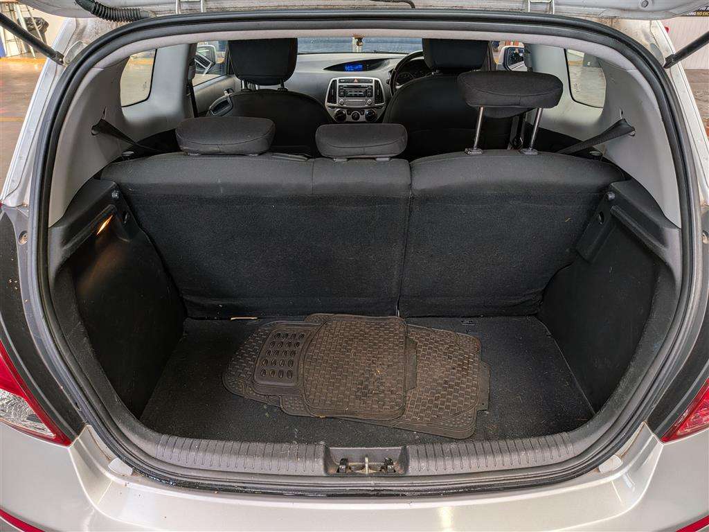 <p>2012 HYUNDAI I20 ACTIVE</p>