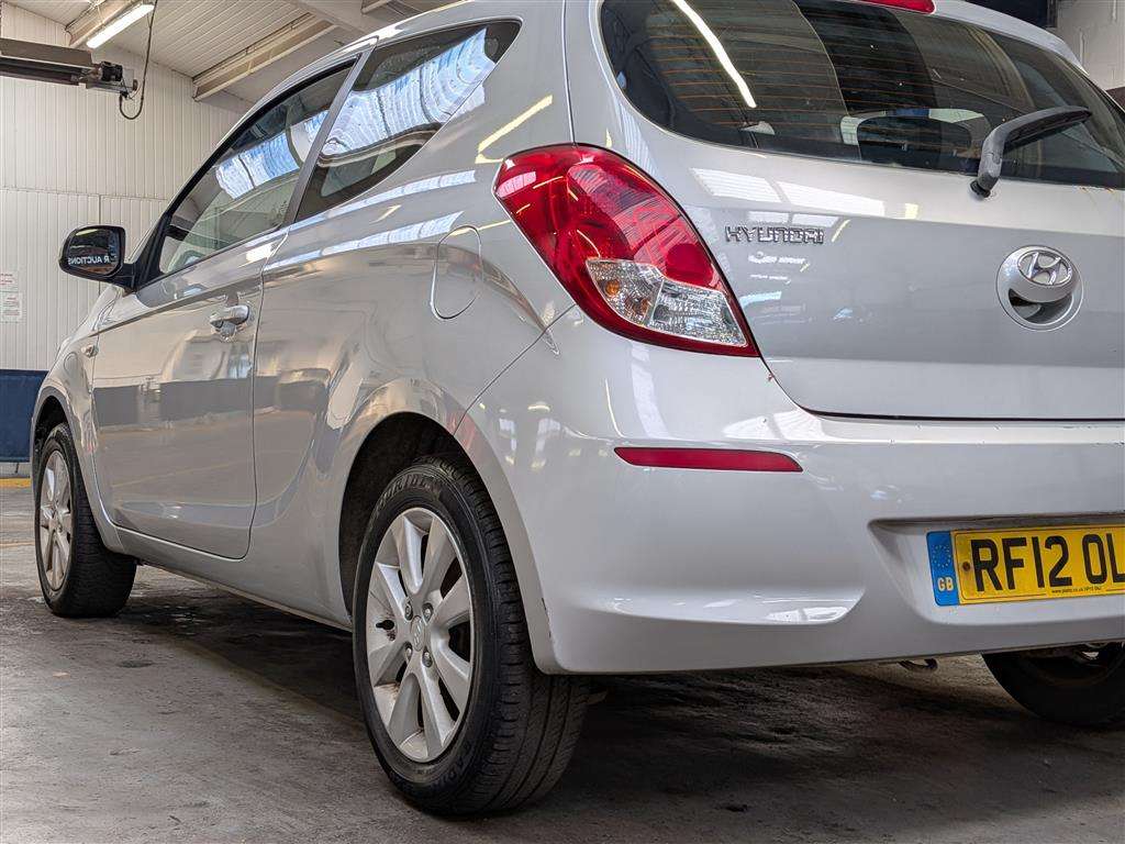 <p>2012 HYUNDAI I20 ACTIVE</p>