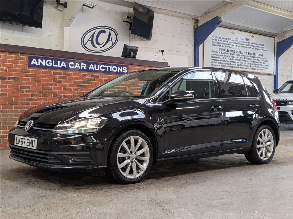 <p>2018 VOLKSWAGEN GOLF</p>