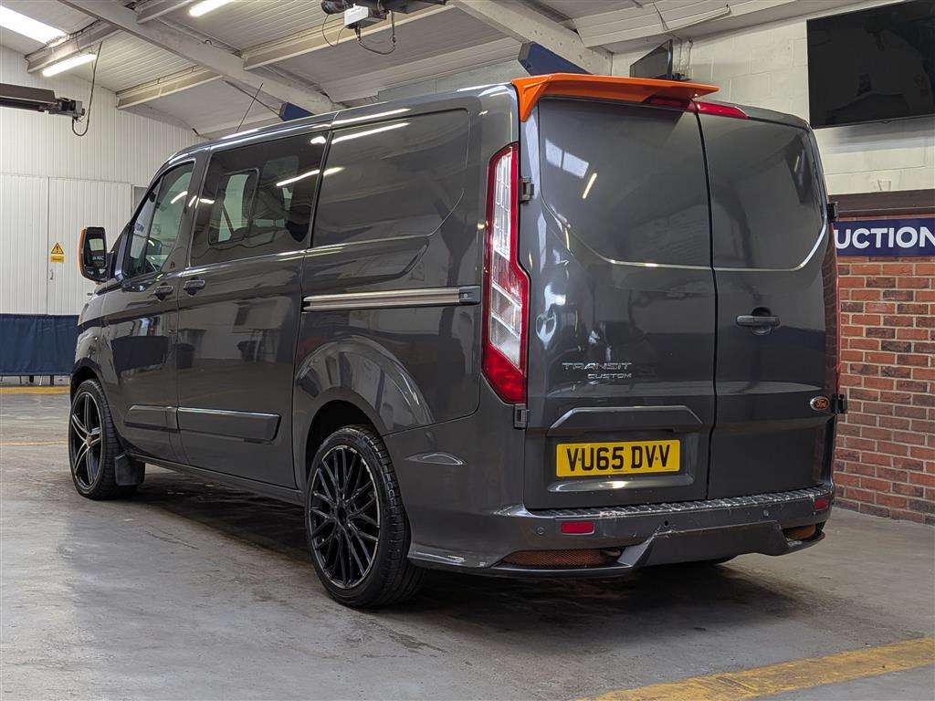 <p>2015 FORD TRANSIT CUSTOM 270 ECO-TE</p>