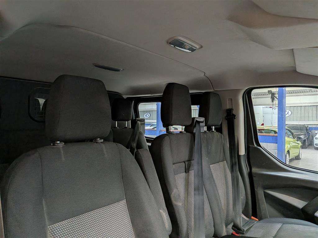 <p>2015 FORD TRANSIT CUSTOM 270 ECO-TE</p>