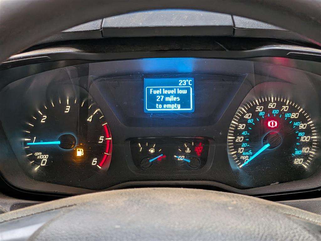 <p>2015 FORD TRANSIT CUSTOM 270 ECO-TE</p>