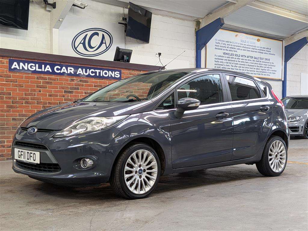 <p>2011 FORD FIESTA TITANIUM AUTO</p>