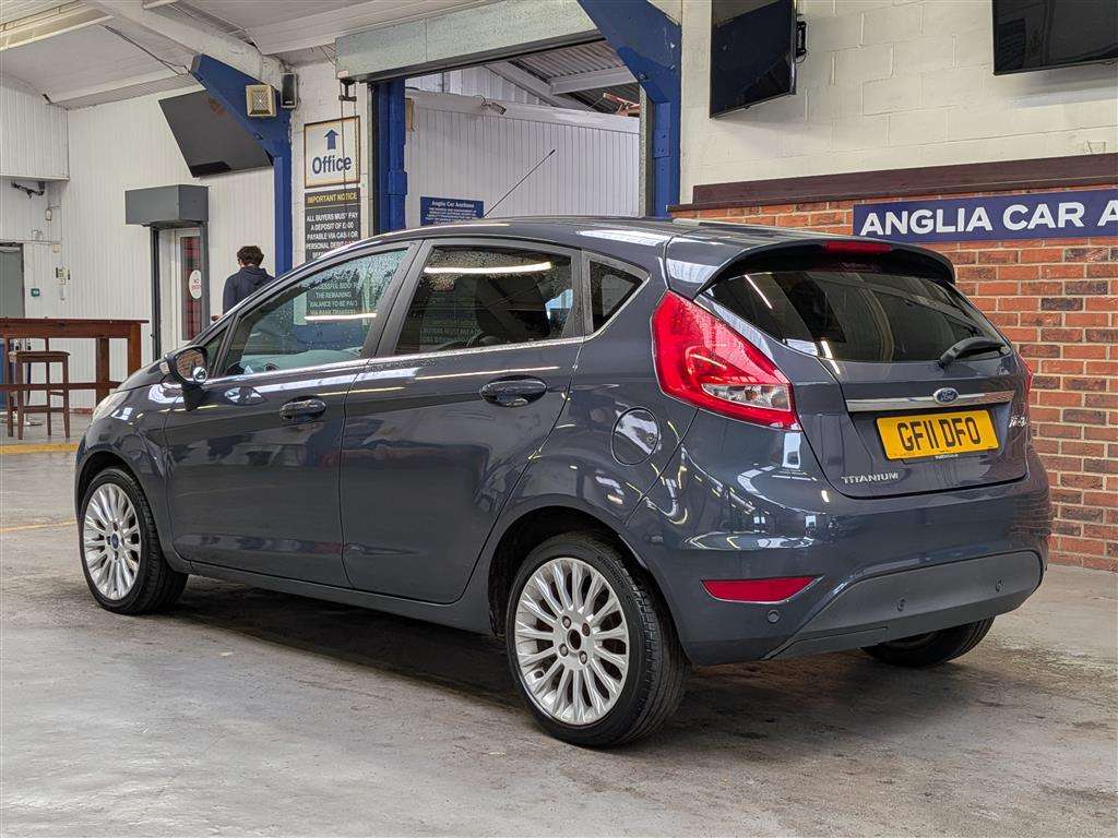 <p>2011 FORD FIESTA TITANIUM AUTO</p>