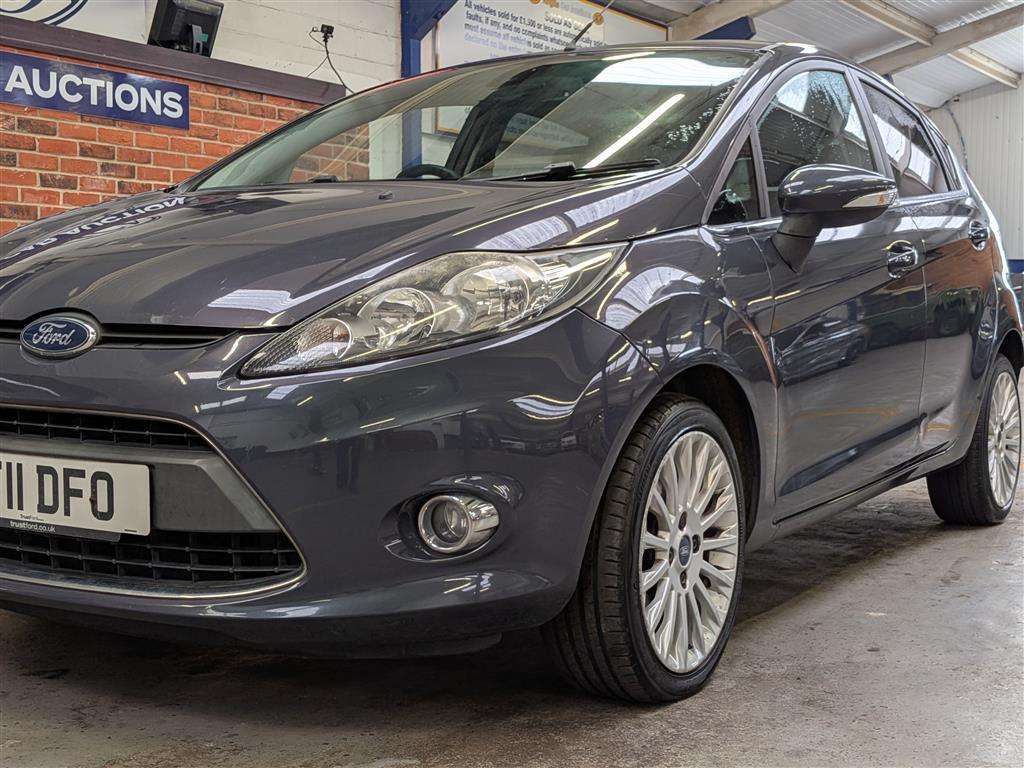 <p>2011 FORD FIESTA TITANIUM AUTO</p>
