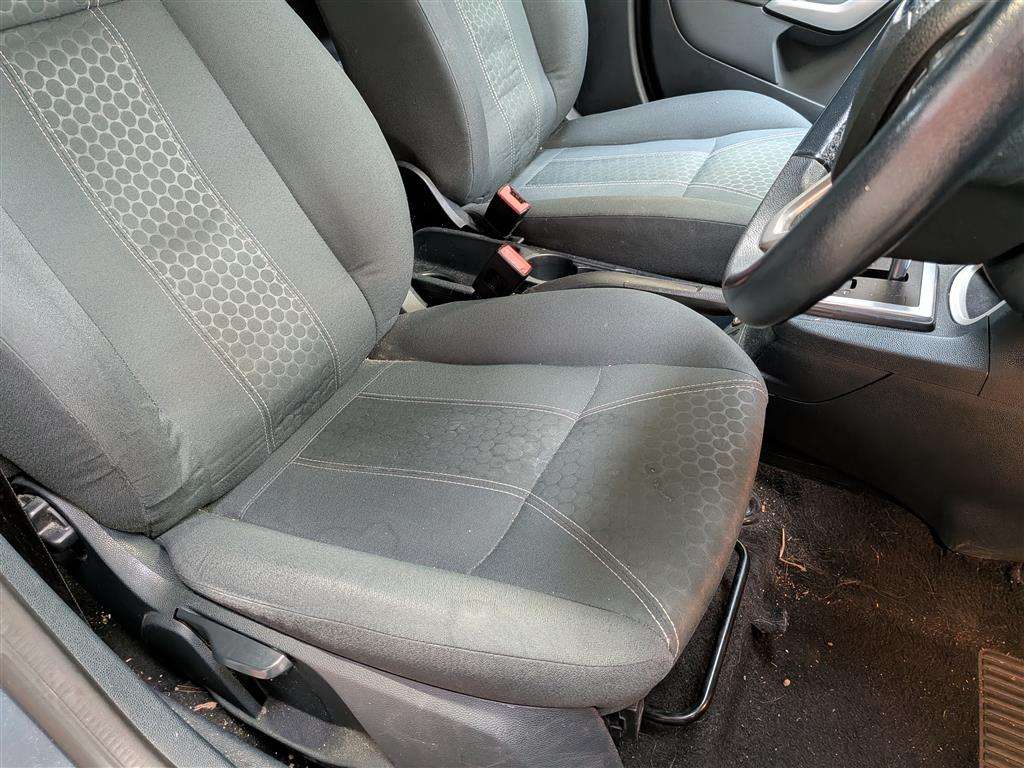 <p>2011 FORD FIESTA TITANIUM AUTO</p>