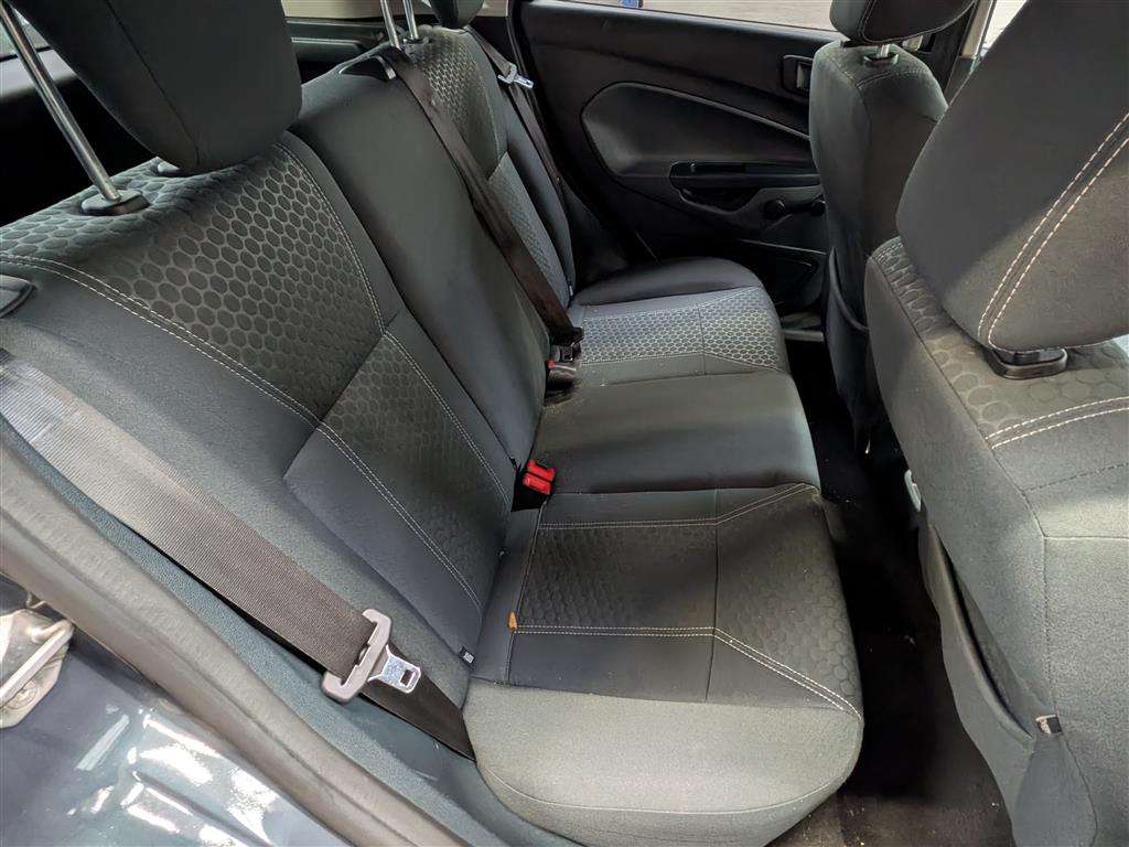 <p>2011 FORD FIESTA TITANIUM AUTO</p>
