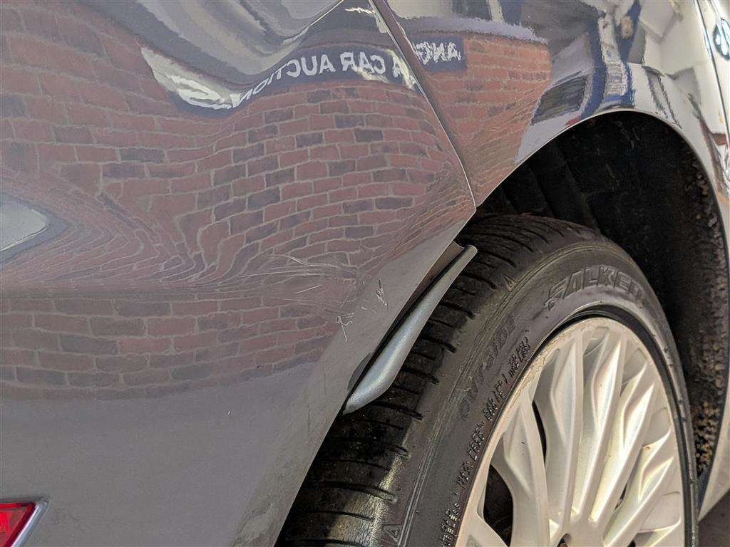 <p>2011 FORD FIESTA TITANIUM AUTO</p>