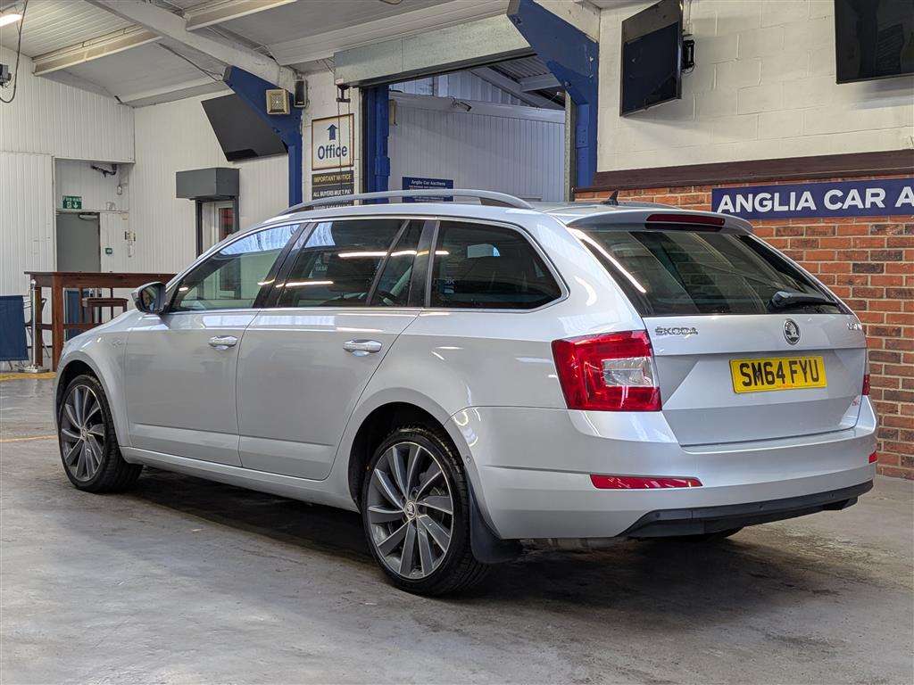 <p>2014 SKODA OCTAVIA LAURIN&KLEM TDI C</p>