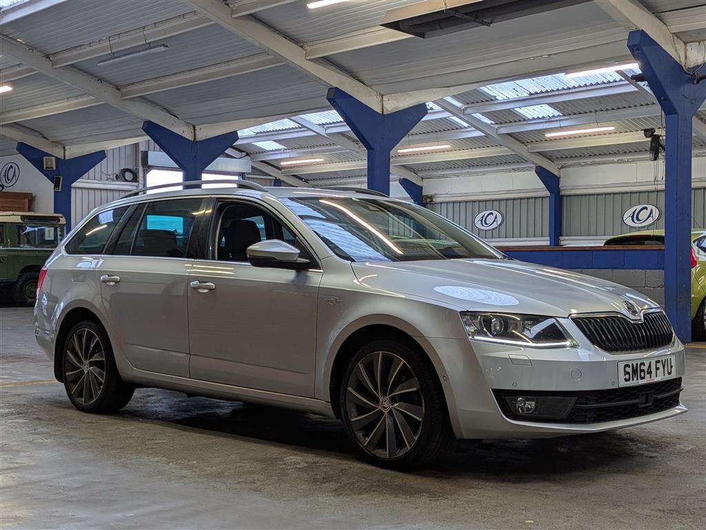 <p>2014 SKODA OCTAVIA LAURIN&KLEM TDI C</p>