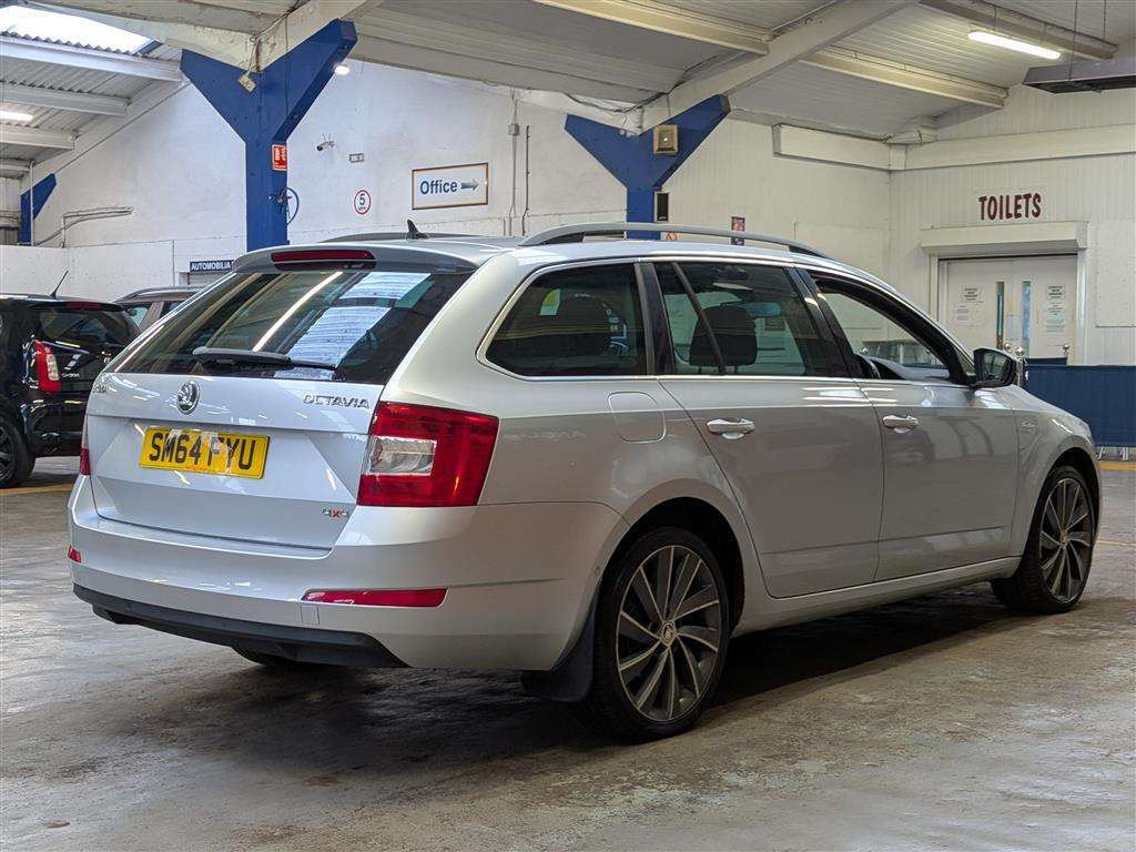 <p>2014 SKODA OCTAVIA LAURIN&KLEM TDI C</p>