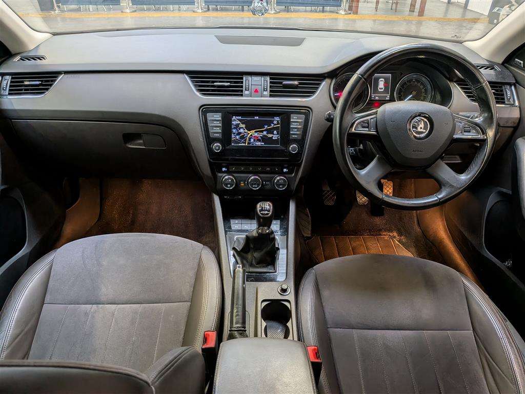 <p>2014 SKODA OCTAVIA LAURIN&KLEM TDI C</p>