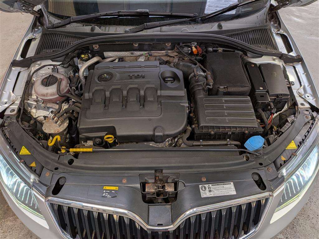 <p>2014 SKODA OCTAVIA LAURIN&KLEM TDI C</p>