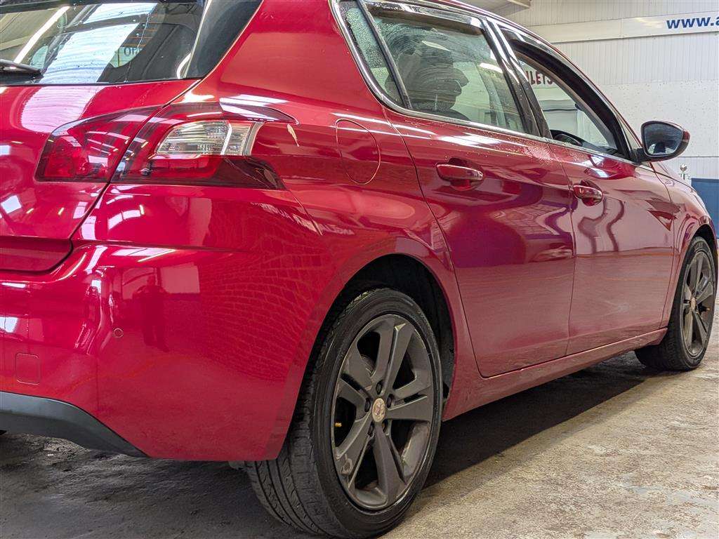 <p>2014 PEUGEOT 308 ALLURE E-HDI</p>