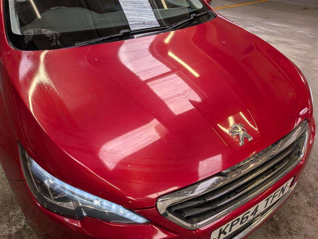 <p>2014 PEUGEOT 308 ALLURE E-HDI</p>