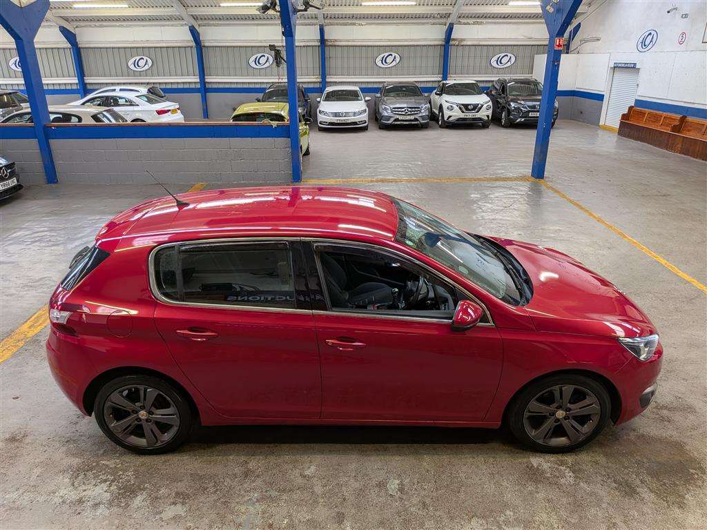 <p>2014 PEUGEOT 308 ALLURE E-HDI</p>