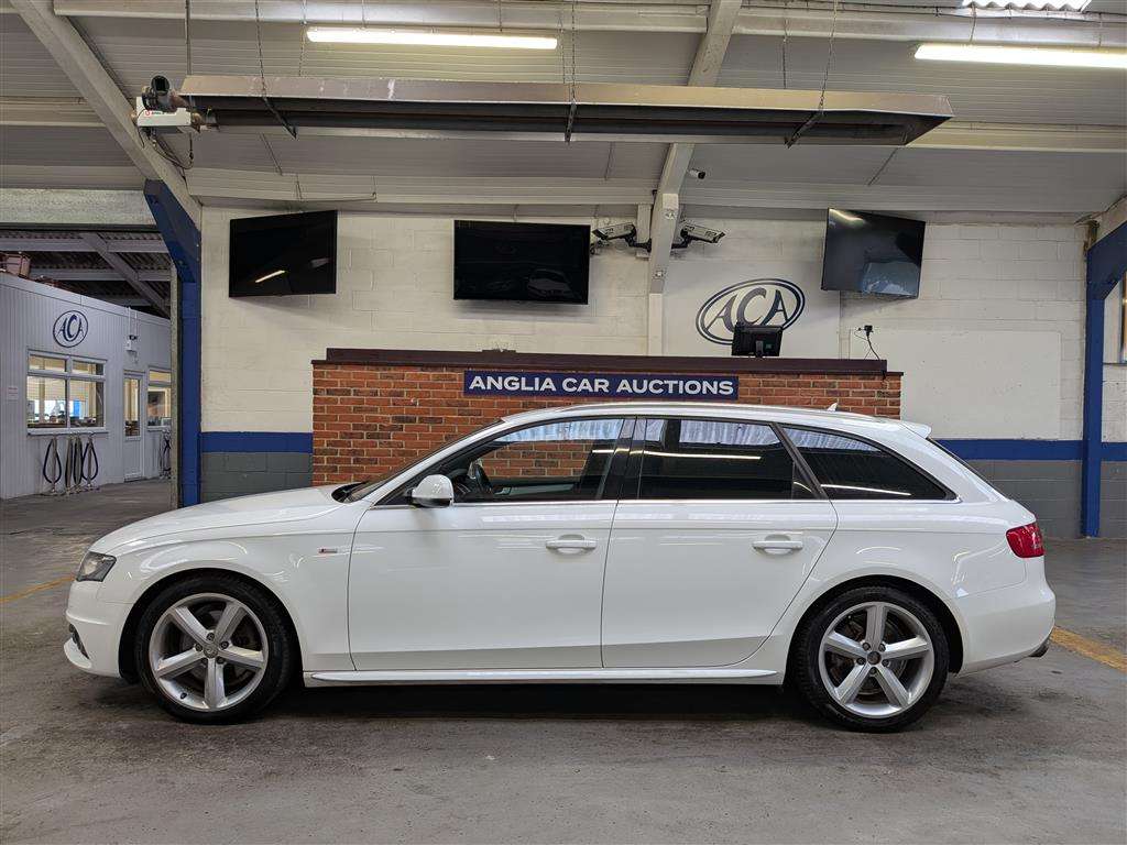 <p>2011 AUDI A4 S LINE T FSI QUATTRO A</p>