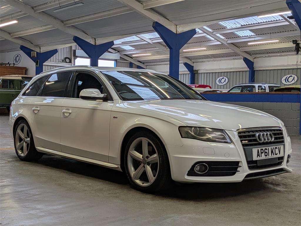 <p>2011 AUDI A4 S LINE T FSI QUATTRO A</p>