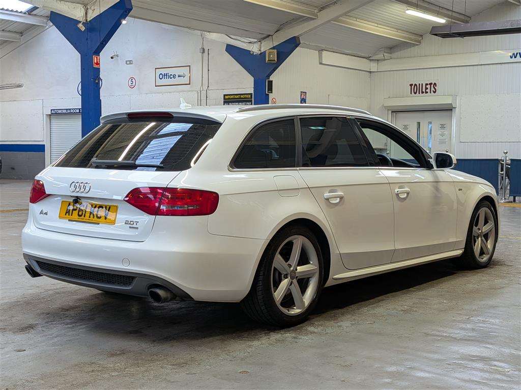 <p>2011 AUDI A4 S LINE T FSI QUATTRO A</p>