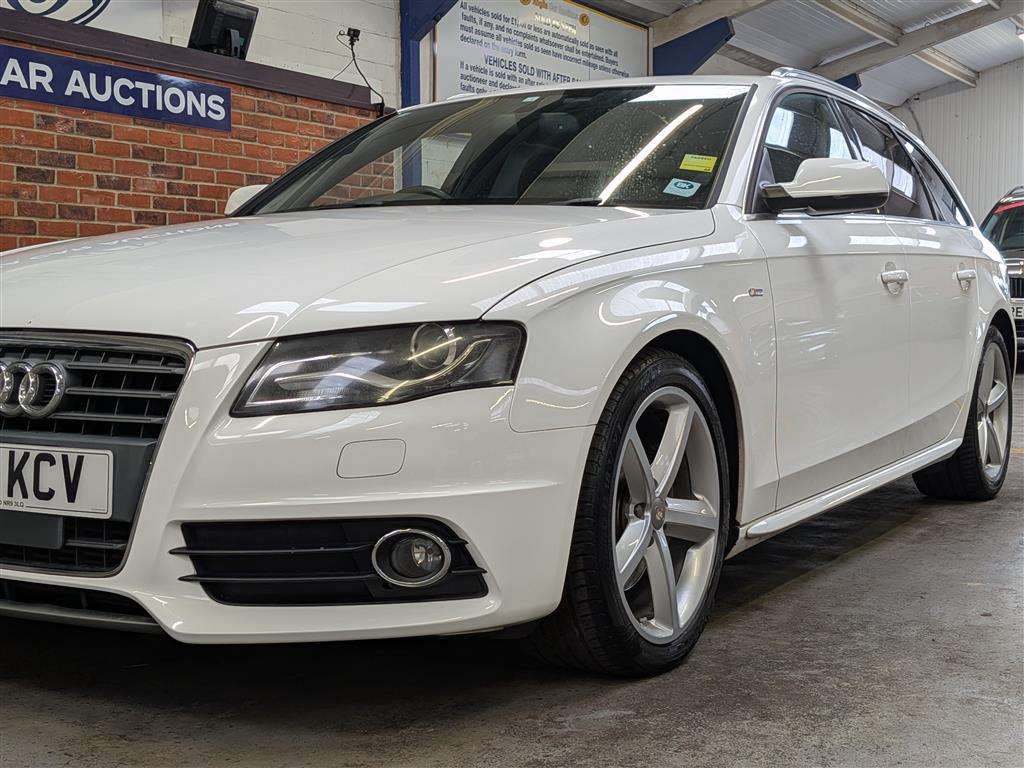 <p>2011 AUDI A4 S LINE T FSI QUATTRO A</p>