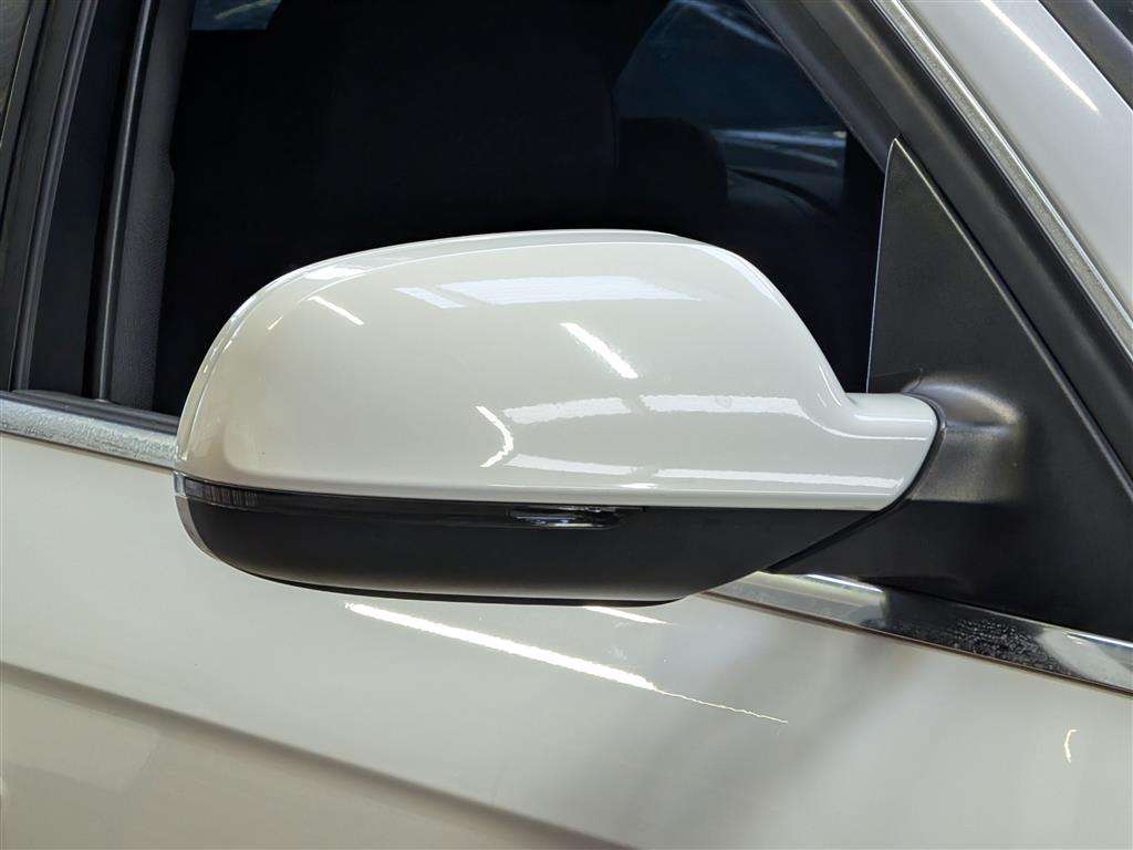 <p>2011 AUDI A4 S LINE T FSI QUATTRO A</p>