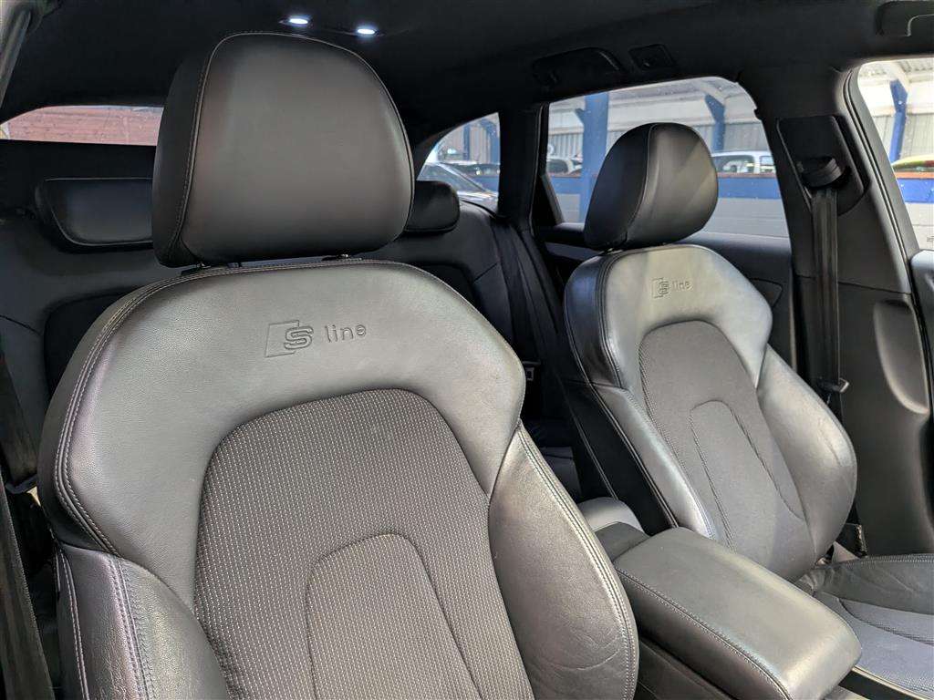 <p>2011 AUDI A4 S LINE T FSI QUATTRO A</p>