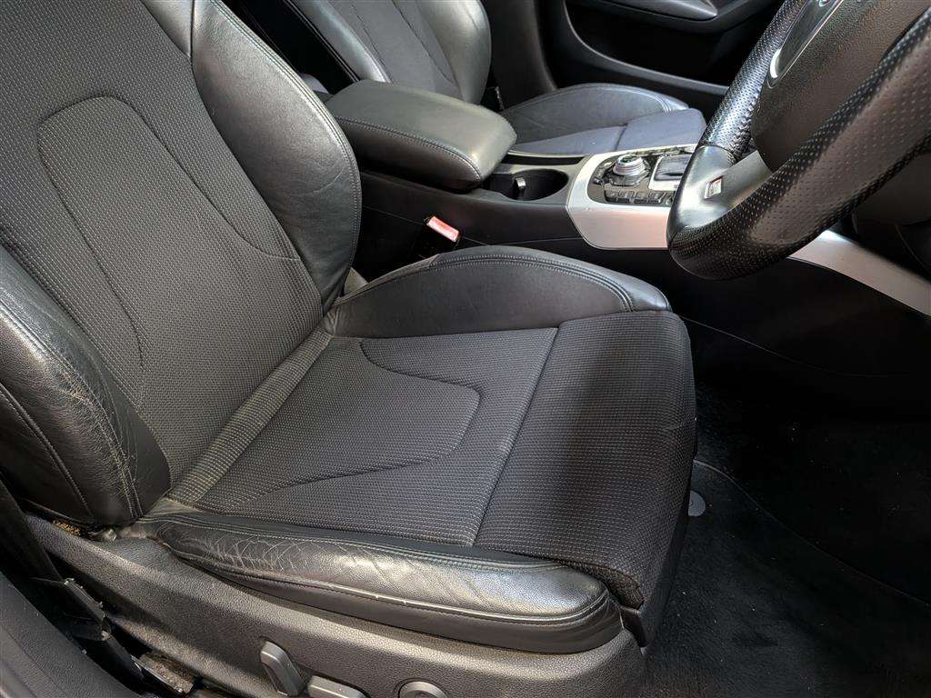 <p>2011 AUDI A4 S LINE T FSI QUATTRO A</p>