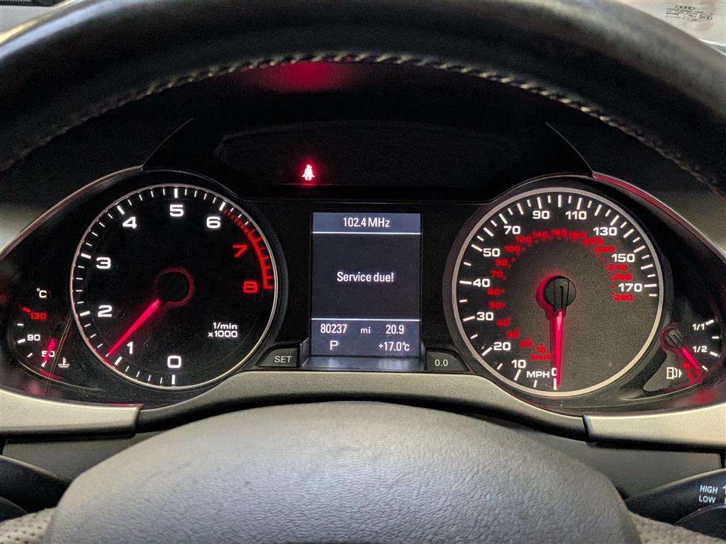 <p>2011 AUDI A4 S LINE T FSI QUATTRO A</p>