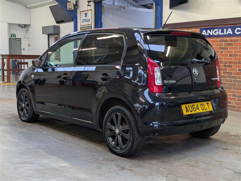 <p>2014 SKODA CITIGO BLACK EDITION</p>