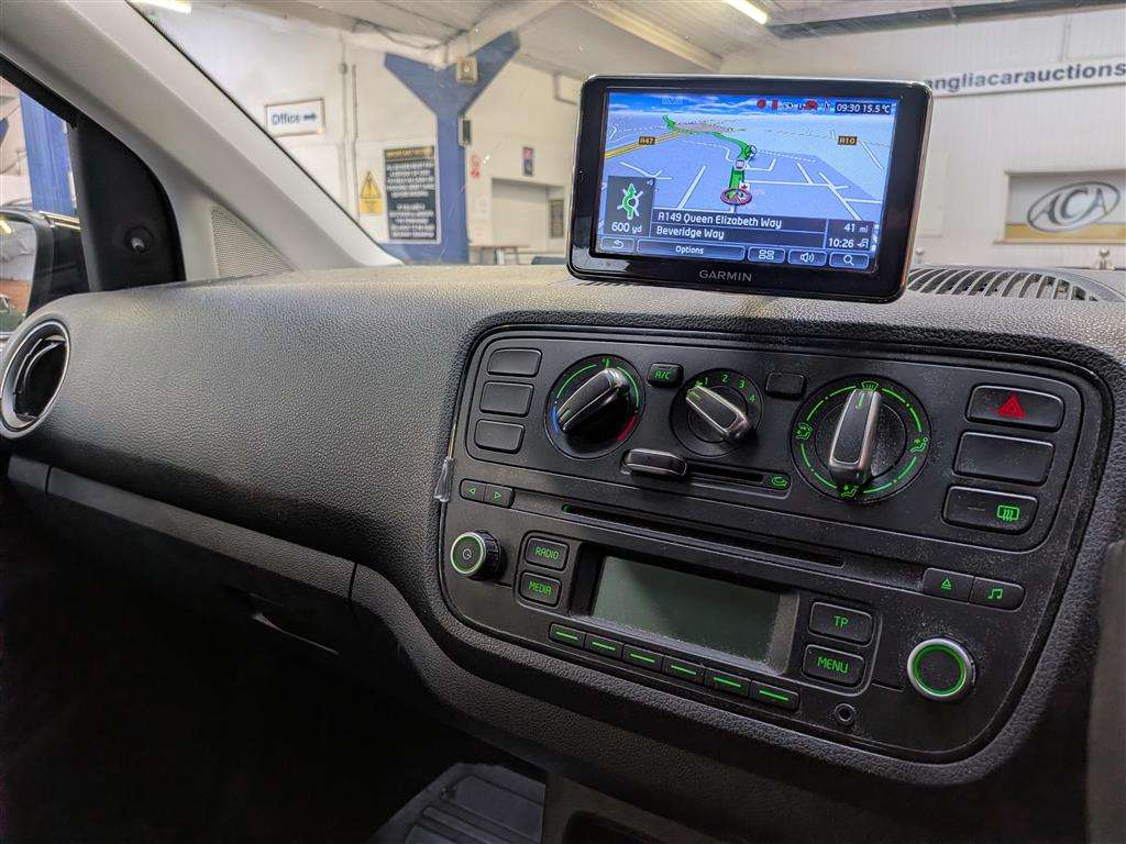 <p>2014 SKODA CITIGO BLACK EDITION</p>