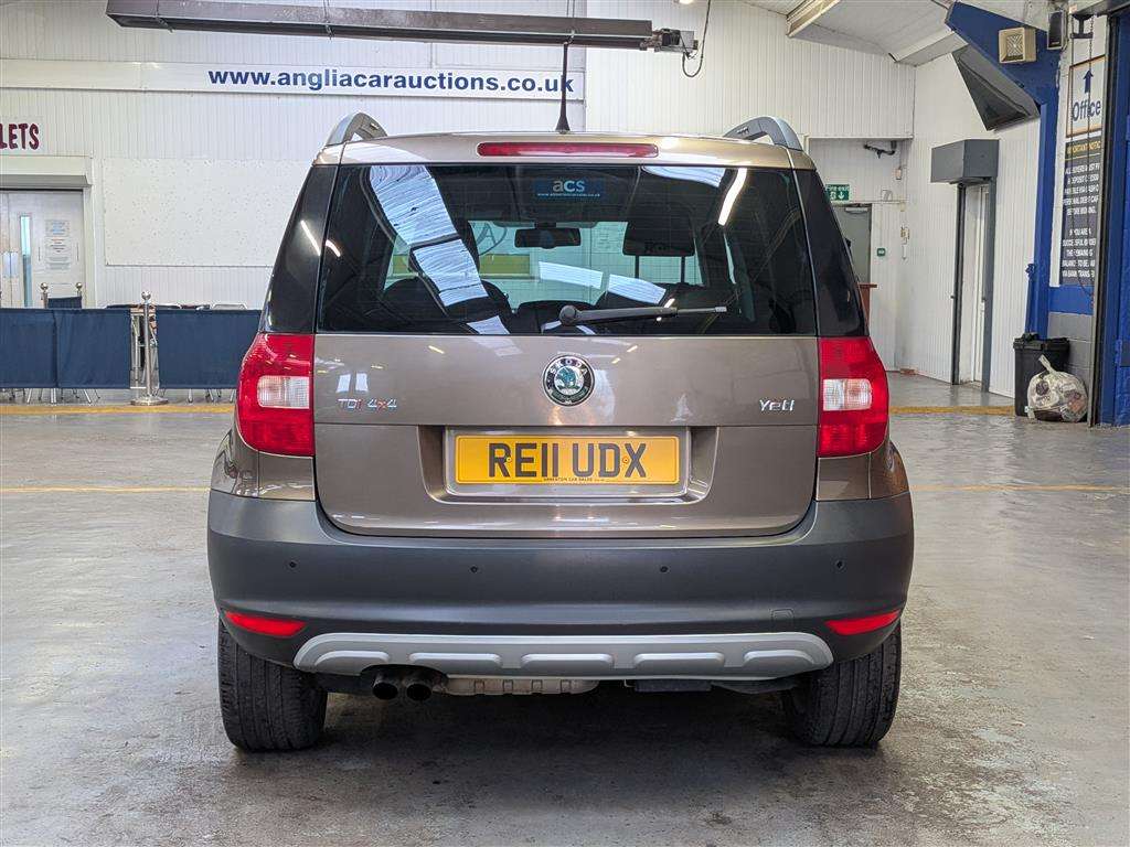 <p>2011 SKODA YETI E-GANCE TDICR 4X4 SA</p>