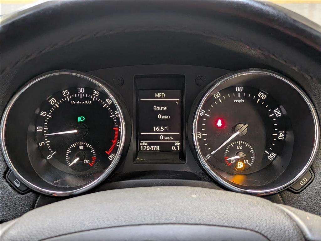 <p>2011 SKODA YETI E-GANCE TDICR 4X4 SA</p>