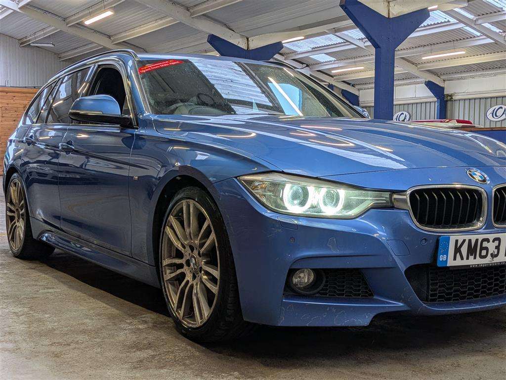 <p>2013 BMW 320D M SPORT TOURING</p>