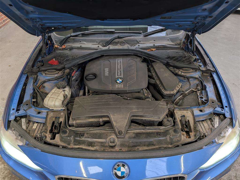 <p>2013 BMW 320D M SPORT TOURING</p>