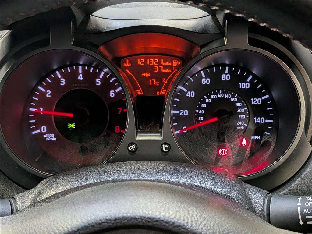 <p>2013 NISSAN JUKE NISMO DIG-T</p>