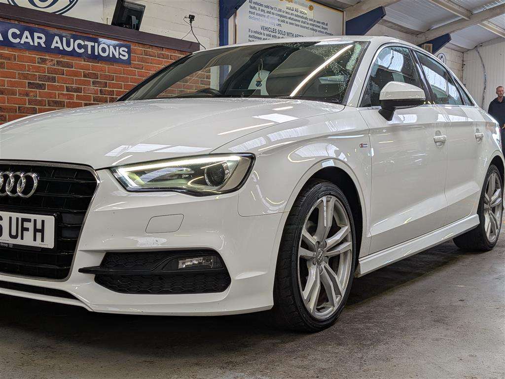 <p>2016 AUDI A3 SPORT NAV TDI QUATTRO</p>