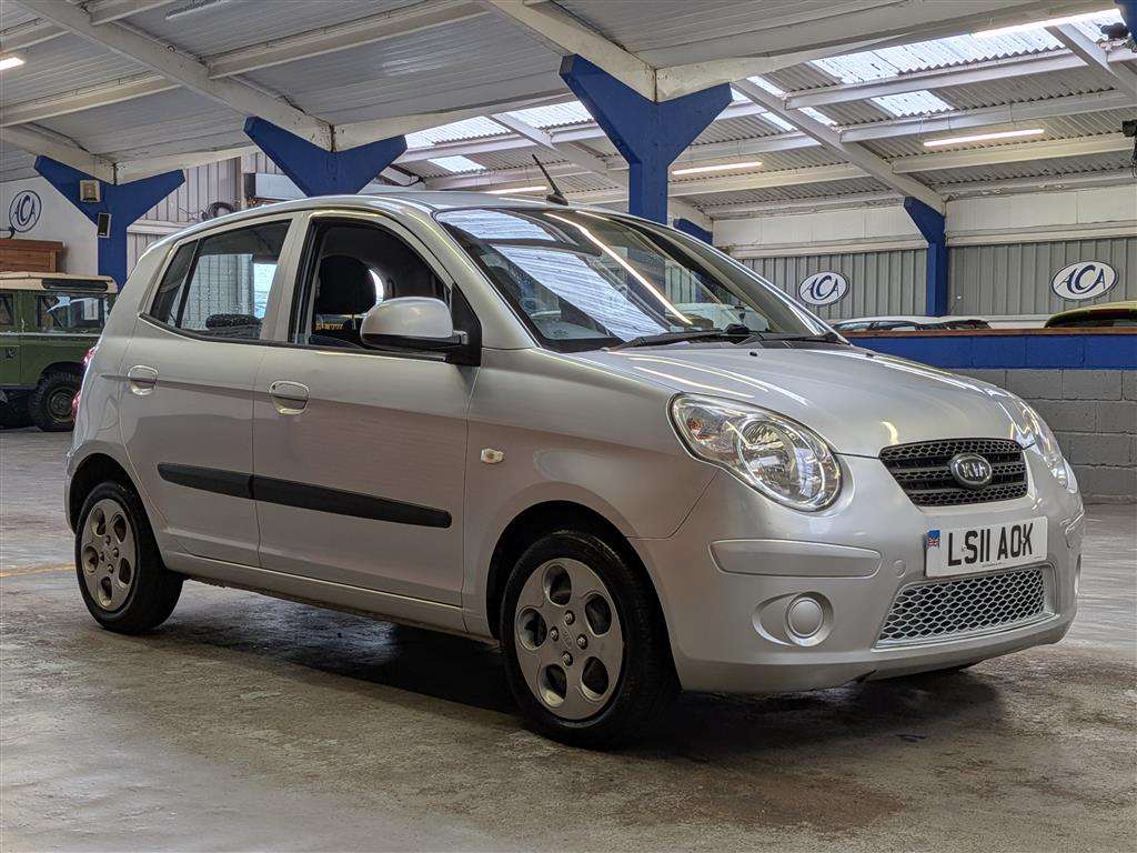 <p>2011 KIA PICANTO SPICE</p>