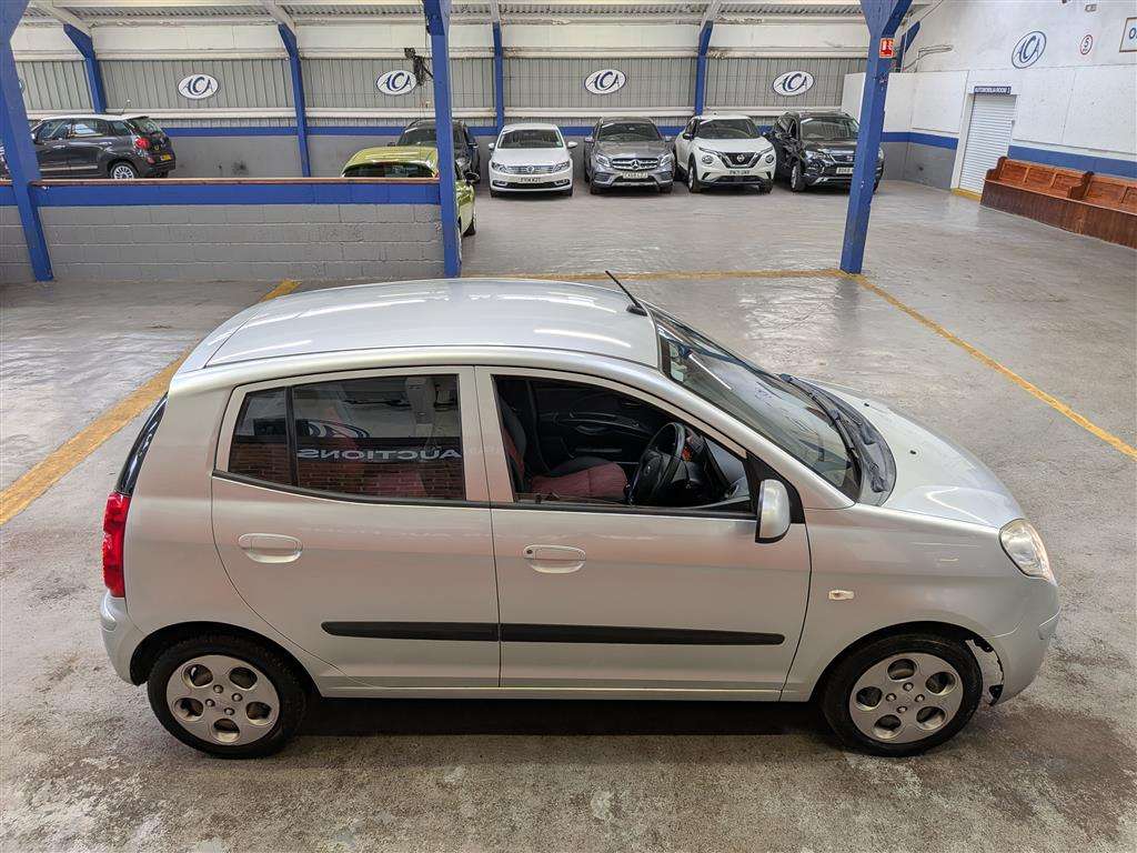<p>2011 KIA PICANTO SPICE</p>