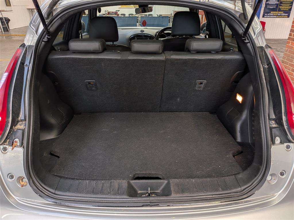 <p>2016 NISSAN JUKE N-CONNECTA DIG-T</p>