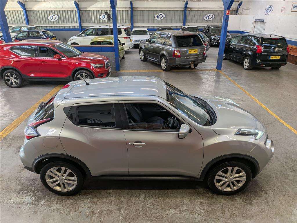 <p>2016 NISSAN JUKE N-CONNECTA DIG-T</p>