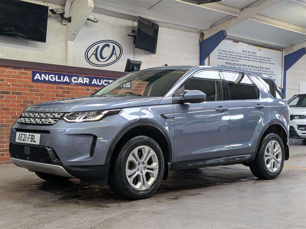 <p>2021 LAND ROVER DISCOVERY SPORT S D MHEV</p>