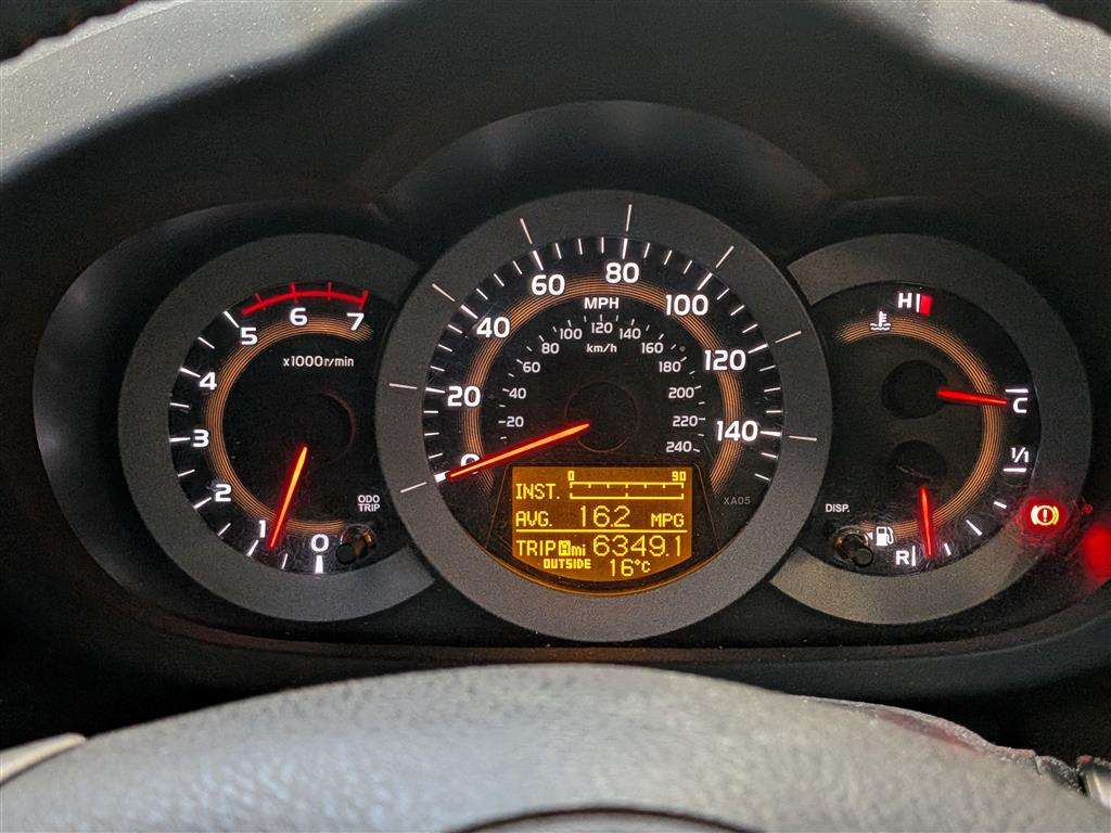 <p>2008 TOYOTA RAV4 XT4 D-4D</p>
